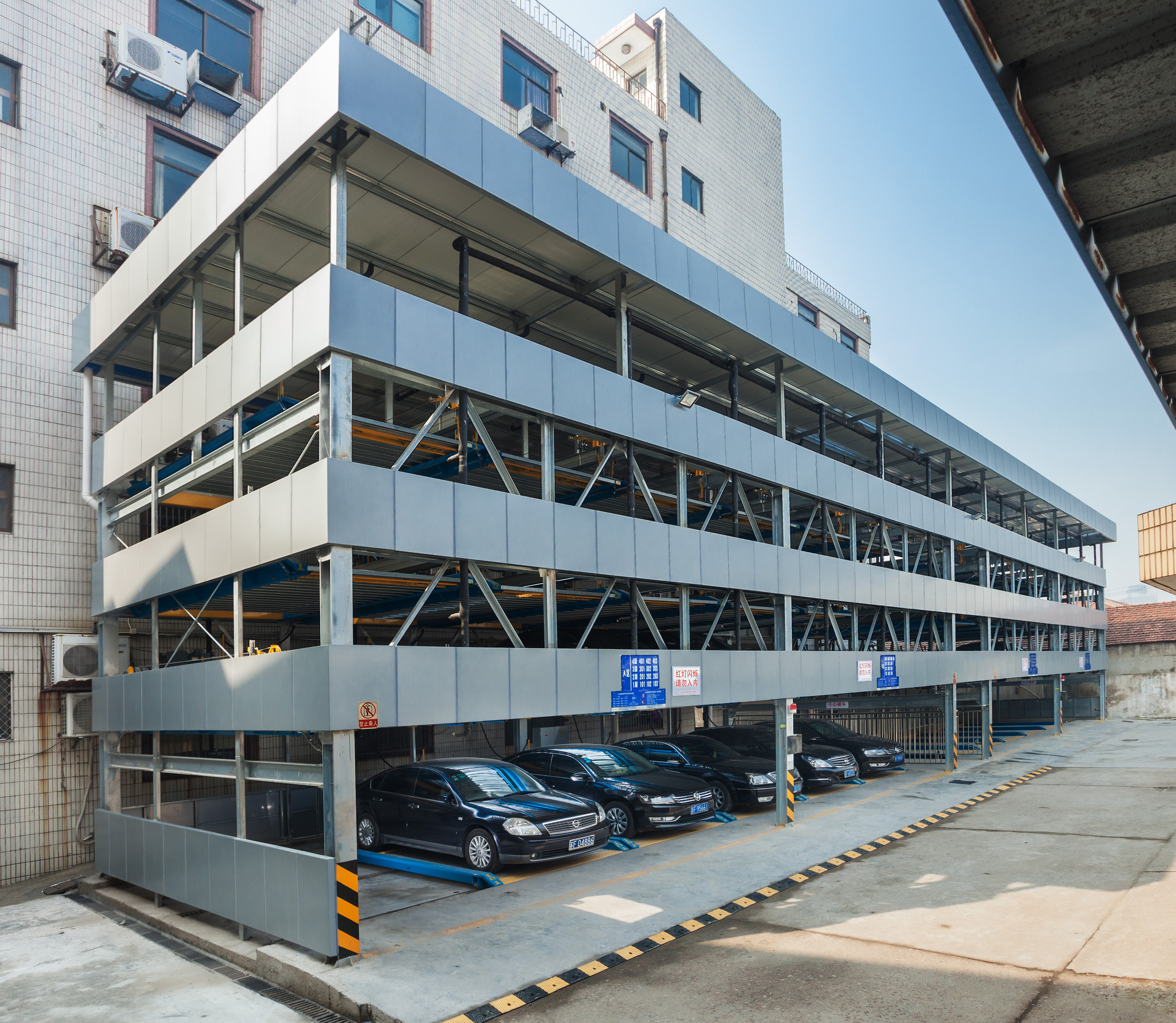 Lift-Sliding Puzzle Parking System